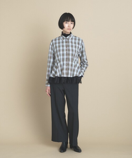 cloenc(クロエンス)の「【手洗い可】レースペプラムブラウス(シャツ/ブラウス・レディース・ピンク/ブラウン系その他2/カーキ系1・02)」の4枚目の写真