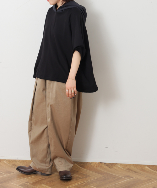 JOURNAL STANDARD LUXE(ジャーナルスタンダード ラックス)の「ウラケナイロンキリカエフーディー(パーカー・レディース・ブラック/ベージュ・FREE)」の5枚目の写真