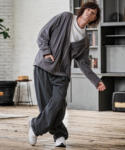 CAMBIO(カンビオ)の「mp15334- Two Tuck Wide Denim Pants ワイドデニムパンツ(AI-262-06)(デニムパンツ・メンズ・ブラック/ネイビー・M/L)」の9枚目の写真