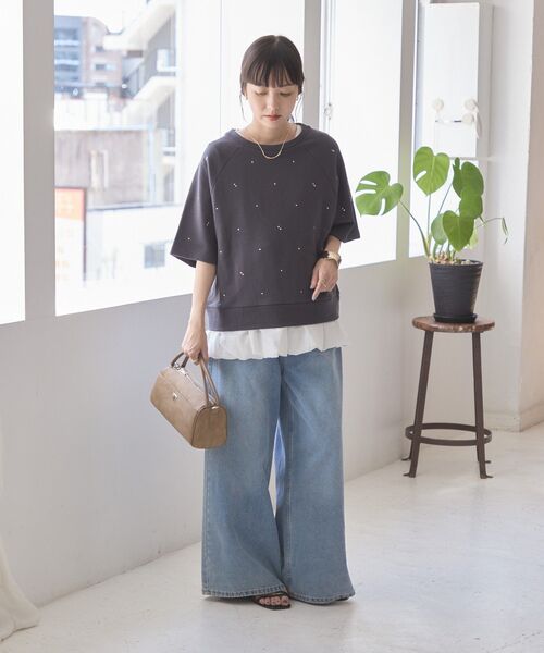 AMERICAN HOLIC(アメリカンホリック)の「バブルヘムタンクトップ(Tシャツ/カットソー・レディース・ブラック/オフホワイト/グレイッシュベージュ・FREE)」の15枚目の写真