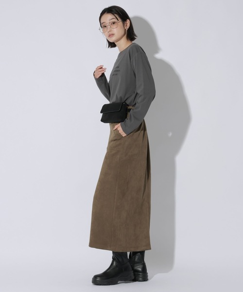 LAKOLE(ラコレ)の「アソートグラフィック長袖 / 1049501(Tシャツ/カットソー・レディース・オフホワイト/チャコール/グレー/ブラウン・FREE)」の18枚目の写真