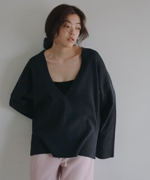 Deep Vneck Knit