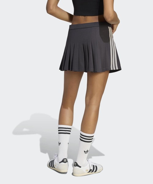 adidas(アディダス)の「プリーツスカート / アディダスオリジナルス adidas Originals(スカート・レディース・ブラック・XX-LARGE/3XL/LARGE/MEDIUM/SMALL/X-LARGE/X-SMALL)」の2枚目の写真