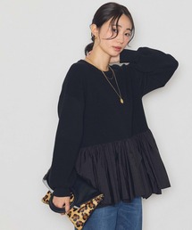 立体ペプラムドッキングニット