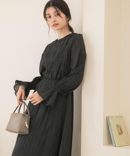 URBAN RESEARCH ROSSO WOMEN(アーバンリサーチ ロッソ)の「シャーリングドットワンピース(ワンピース・レディース・ブラック/モカ・FREE)」の12枚目の写真