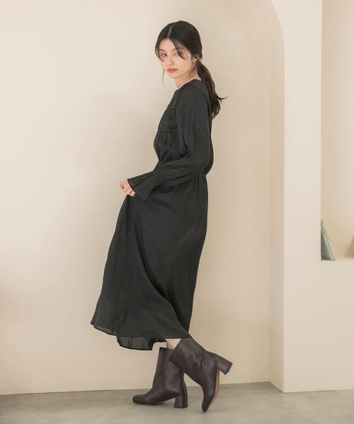 URBAN RESEARCH ROSSO WOMEN(アーバンリサーチ ロッソ)の「シャーリングドットワンピース(ワンピース・レディース・ブラック/モカ・FREE)」の14枚目の写真
