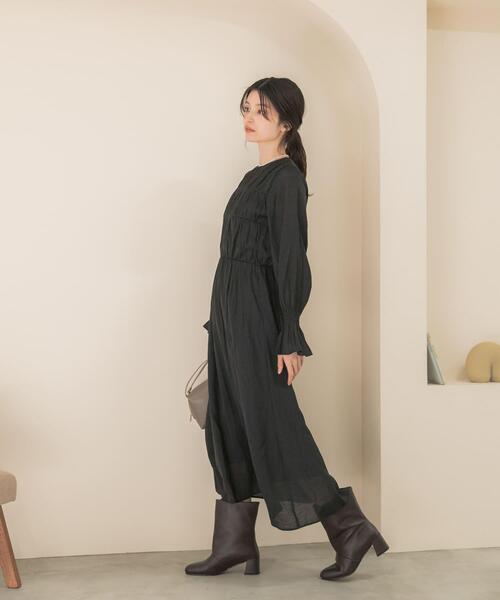 URBAN RESEARCH ROSSO WOMEN(アーバンリサーチ ロッソ)の「シャーリングドットワンピース(ワンピース・レディース・ブラック/モカ・FREE)」の16枚目の写真