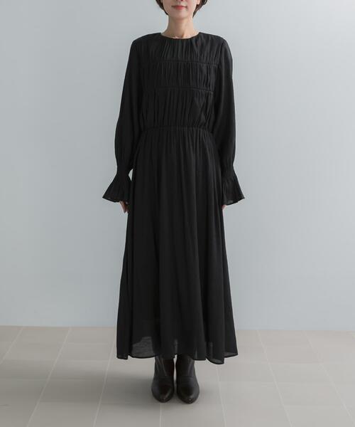 URBAN RESEARCH ROSSO WOMEN(アーバンリサーチ ロッソ)の「シャーリングドットワンピース(ワンピース・レディース・ブラック/モカ・FREE)」の18枚目の写真
