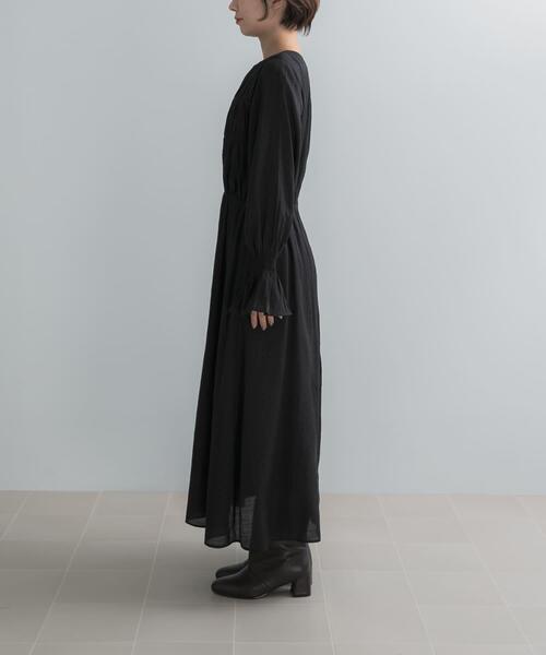 URBAN RESEARCH ROSSO WOMEN(アーバンリサーチ ロッソ)の「シャーリングドットワンピース(ワンピース・レディース・ブラック/モカ・FREE)」の19枚目の写真