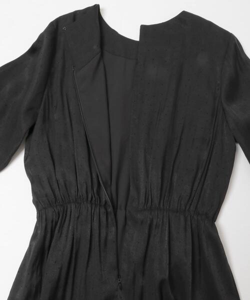 URBAN RESEARCH ROSSO WOMEN(アーバンリサーチ ロッソ)の「シャーリングドットワンピース(ワンピース・レディース・ブラック/モカ・FREE)」の6枚目の写真