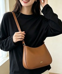 カーブシルエットショルダーバッグ