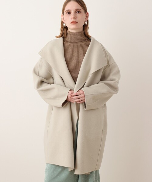 allureville(アルアバイル)の「リバーノーカラーコート(チェスターコート・レディース・グレー系その他/ライトベージュ・1/2)」の2枚目の写真