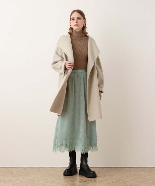 allureville(アルアバイル)の「リバーノーカラーコート(チェスターコート・レディース・グレー系その他/ライトベージュ・1/2)」の3枚目の写真