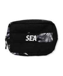 WIND AND SEA（ウィンダンシー）の「PALM TREE FLANNEL POUCH（ポーチ）」