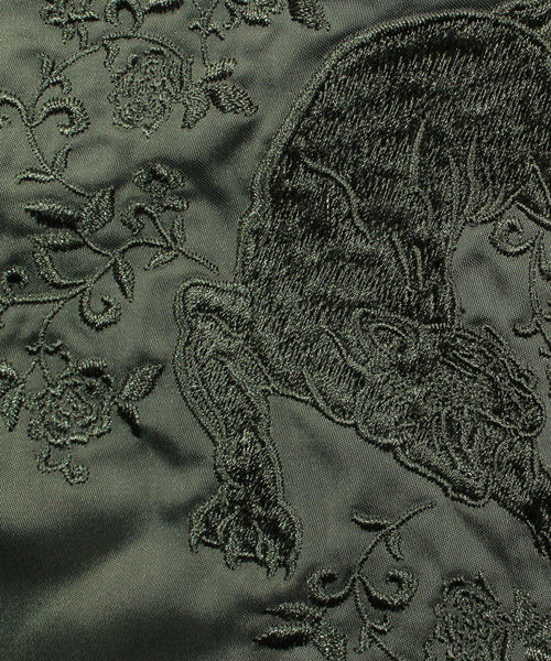 ８(eight)（エイト）の「タイガー スカジャン ジャケット（スカジャン・メンズ・ブラック系その他/ブラック系その他2/グリーン系その他/グリーン系その他2/グリーン系その他3/ブラック系その他3・MEDIUM/LARGE）」の8枚目の写真