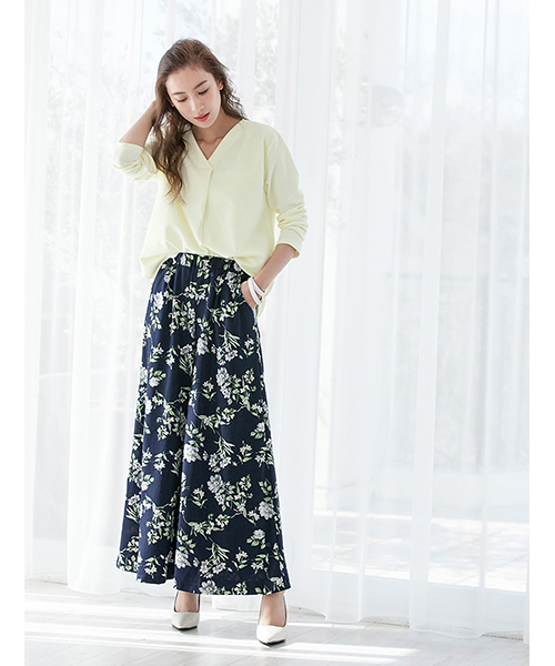 fifth(フィフス)の「ボタニカルフラワーワイドパンツ(その他パンツ・レディース・ネイビー/ブラック・MEDIUM)」の8枚目の写真