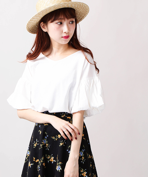 WEGO（ウィゴー）の「WEGO/2WAYバルーンスリーブカットソー（Tシャツ/カットソー・レディース・イエロー/ネイビー/ホワイト/レッド/ブラック/ワイン・LARGE/MEDIUM）」の2枚目の写真