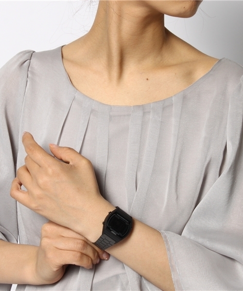 BEAMS BOY（ビームスボーイ）の「CASIO / “B640”（アナログ腕時計・レディース・ブラック/ブラウン系その他・ONE SIZE）」の8枚目の写真