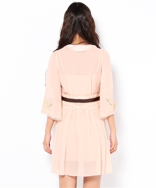 Language（ランゲージ）の「ジュエリー刺繍ワンピース（ワンピース・レディース・ベージュ系/ネイビー系/ピンク系・38）」の5枚目の写真