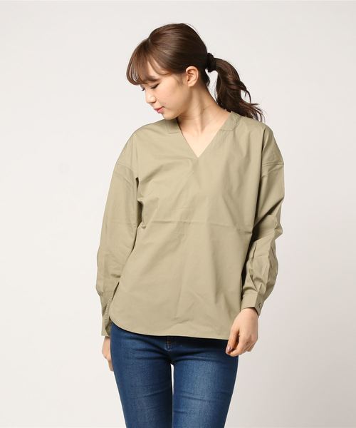 AMERICAN HOLIC（アメリカンホリック）の「バックVスキッパーブラウス（シャツ/ブラウス・レディース・ブルー系その他/その他30/オフホワイト/カーキ/ネイビー/ブラック系その他/ピンク/ベージュ/サックスブルー/ドット/その他27/その他4・L/M）」の5枚目の写真