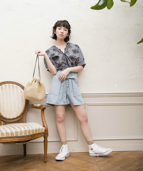 OLIVE des OLIVE（オリーブデオリーブ）の「スカラップ刺繍ブラウス（シャツ/ブラウス・レディース・オフホワイト/グリーン/ブラック・FREE）」の7枚目の写真