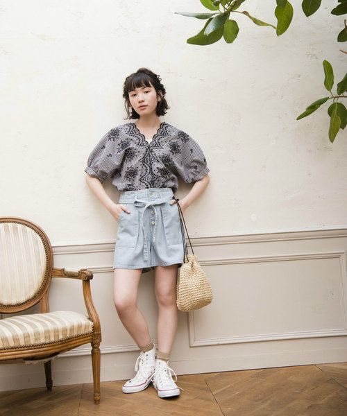 OLIVE des OLIVE（オリーブデオリーブ）の「スカラップ刺繍ブラウス（シャツ/ブラウス・レディース・オフホワイト/グリーン/ブラック・FREE）」の9枚目の写真