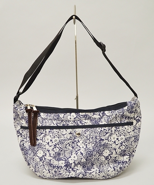 SHIPS GENERAL SUPPLY（シップスジェネラルサプライ）の「LIBERTY×SHIPS GENERAL SUPPLY: 別注ショルダーバッグ【MEDIUM】■（ショルダーバッグ・メンズ・ネイビー/ブルー系その他・ONE SIZE）」の8枚目の写真
