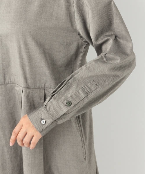 A part by（アパートバイ）の「Cハイネックキリカエフレアワンピース 798234（ワンピース・レディース・ライトブルー/ブラック/ブラック系その他・FREE）」の13枚目の写真