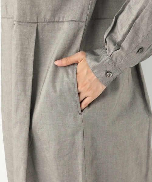 A part by（アパートバイ）の「Cハイネックキリカエフレアワンピース 798234（ワンピース・レディース・ライトブルー/ブラック/ブラック系その他・FREE）」の14枚目の写真