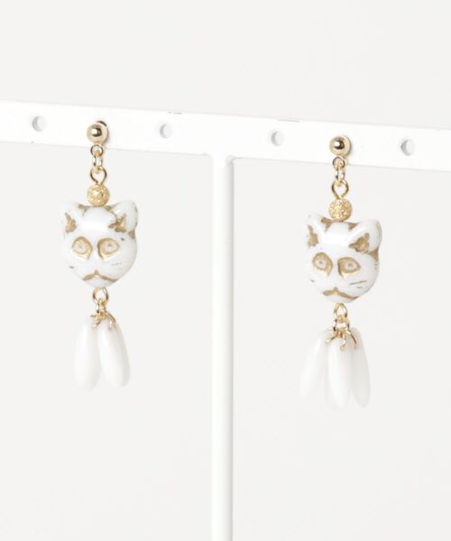 tone(トーン)の「【tschuss(チュース)】"キャット&フリンジ" ピアス(ピアス(両耳用)・レディース・ブラック/ホワイト/ホワイト系その他/グレー・FREE)」の2枚目の写真