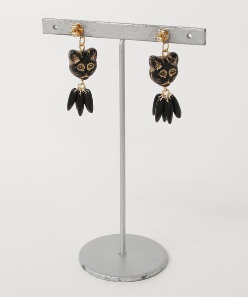 tone(トーン)の「【tschuss(チュース)】"キャット&フリンジ" ピアス(ピアス(両耳用)・レディース・ブラック/ホワイト/ホワイト系その他/グレー・FREE)」の5枚目の写真