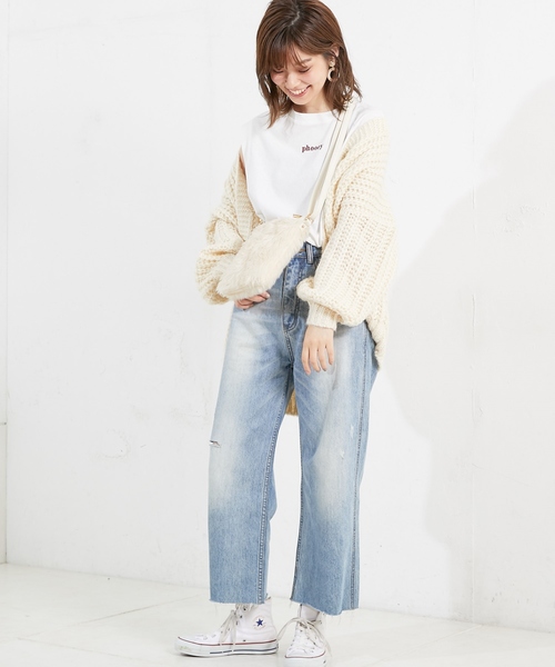 natural couture（ナチュラルクチュール）の「ちびロゴ刺繍ノースリTシャツ（タンクトップ・レディース・ベージュ/ブラウン/オフホワイト/ブルー/スミクロ・FREE）」の6枚目の写真