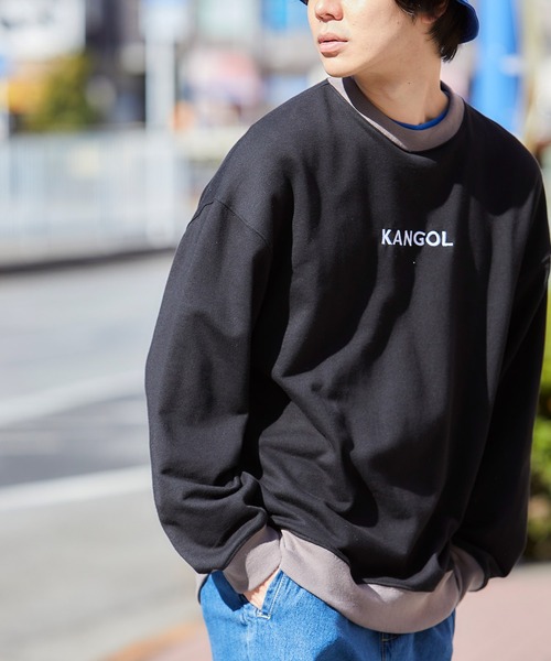 KANGOL(カンゴール)の「▽WEB限定 MONO-MART×KANGOL カンゴール ビッグシルエット プルオーバースウェット(スウェット・メンズ・杢グレー/ワイン/オフホワイト/ダークグリーン/ブラック/ベージュ/ブラウン/ロイヤルブルー/ホワイト系その他/ピンク/ブラック系その他/ライトパープル/ライトオリーブ/ライトブラウン/グリーン系その他/パープル系その他/ブルーグリーン/チャコール/ダークベージュ/ベージュ系その他2/パープル系その他2/ライトブルー/ライトピンク/グレー系その他/グリーン系その他2/ライトベージュ/ブラウン系その他2/ベージュ系その他3/レッド系その他/グレー系その他4/グリーン系その他6/グリーン系その他5/グレー系その他5/グレー系その他2/ブラウン系その他/ベージュ系その他6/ブラック系その他2/グレー系その他6/ブラック系その他4/グリーン系その他3/グリーン系その他4/レッド系その他2/ホワイト系その他2/ベージュ系その他5/ホワイト系その他4/ホワイト系その他3/モスグリーン/レッド系その他3/ブラウン系その他3/ベージュ系その他4/グレー系その他3/グレー系その他7/ベージュ×ブラック/ベージュ系その他7/グリーン系その他7/ブラック系その他3/ブルー系その他2/その他2/ブルー系その他/その他/その他4/その他3/パープル系その他3/ブラウン系その他4/アッシュブラウン/ブラック系その他5/グレイッシュベージュ/その他5・FREE)」の13枚目の写真