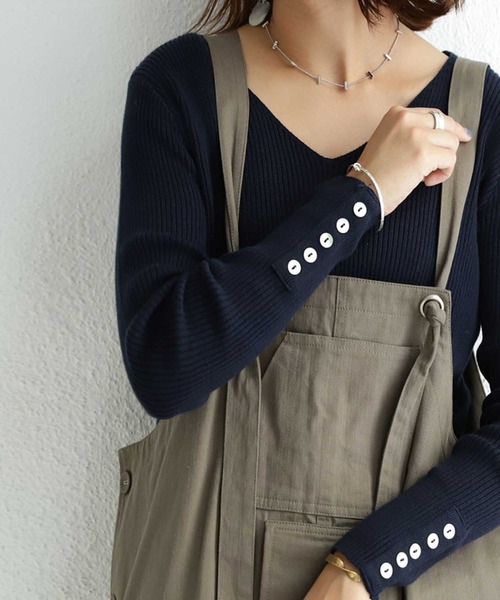 antiqua（アンティカ）の「リブＶネックコットンニット（ニット/セーター・レディース・ブラック/ベージュ/パープル/ネイビー/レッド/オフホワイト/杢グレー/ブルー/ラベンダー・S/M/L）」の5枚目の写真