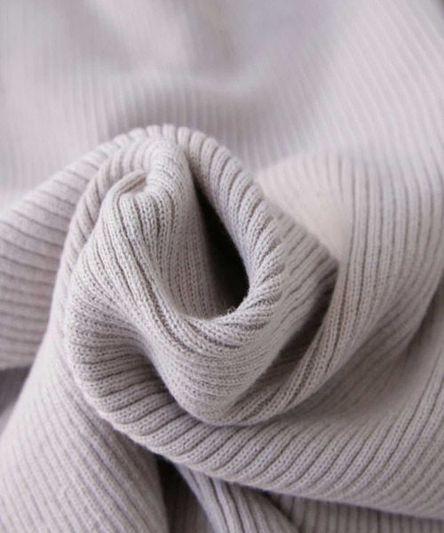 antiqua（アンティカ）の「リブＶネックコットンニット（ニット/セーター・レディース・ブラック/ベージュ/パープル/ネイビー/レッド/オフホワイト/杢グレー/ブルー/ラベンダー・S/M/L）」の11枚目の写真