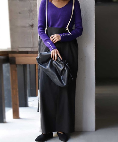 antiqua（アンティカ）の「リブＶネックコットンニット（ニット/セーター・レディース・ブラック/ベージュ/パープル/ネイビー/レッド/オフホワイト/杢グレー/ブルー/ラベンダー・S/M/L）」の20枚目の写真