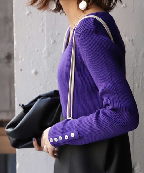 antiqua（アンティカ）の「リブＶネックコットンニット（ニット/セーター・レディース・ブラック/ベージュ/パープル/ネイビー/レッド/オフホワイト/杢グレー/ブルー/ラベンダー・S/M/L）」の21枚目の写真