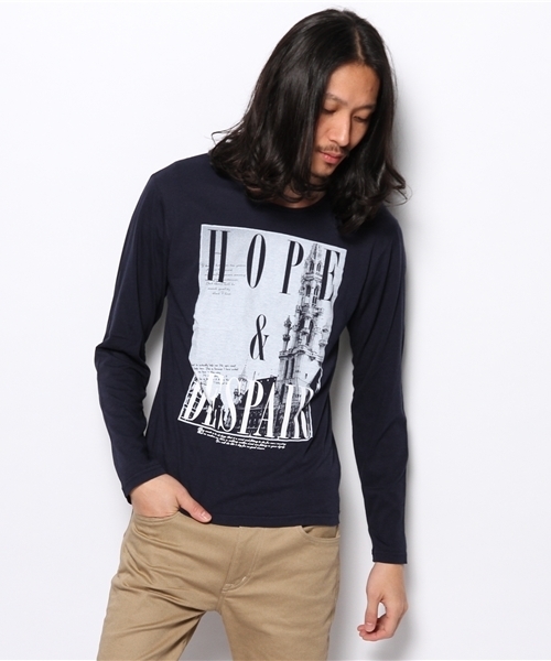 WEGO(ウィゴー)の「WEGO/フォトプリントUネックTシャツ(Tシャツ/カットソー・メンズ・ホワイト/ホワイト系その他/ブラック/ネイビー/ライトピンク・MEDIUM/LARGE)」の1枚目の写真