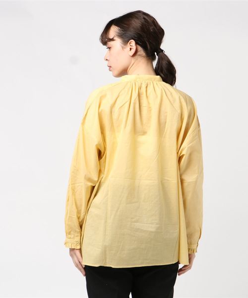 POU DOU DOU（プードゥドゥ）の「スタンドカラースモックブラウス（シャツ/ブラウス・レディース・グレー/オフホワイト/イエロー/グリーン・3）」の15枚目の写真