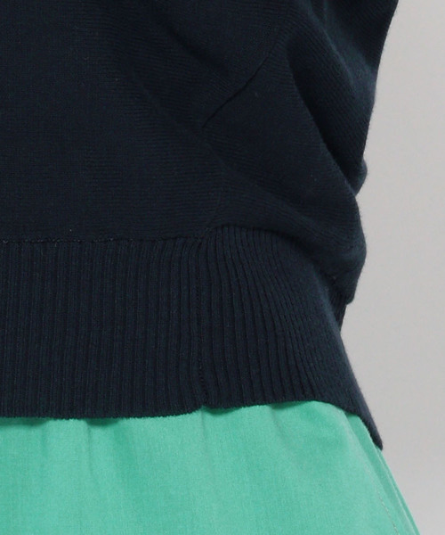 Petit Honfleur(プチオンフルール)の「【UVカット】ドルマンカーディガン(カーディガン/ボレロ・レディース・ホワイト/ネイビー/グリーン・M size/L size)」の6枚目の写真