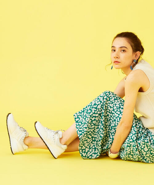 BEAUTY&YOUTH UNITED ARROWS(ビューティーアンドユースユナイテッドアローズ)の「【別注】<New Balance(ニューバランス)>∴ML574 スニーカー(スニーカー・レディース・ホワイト・25cm/23cm/24cm/24.5cm/23.5cm/22.5cm)」の3枚目の写真