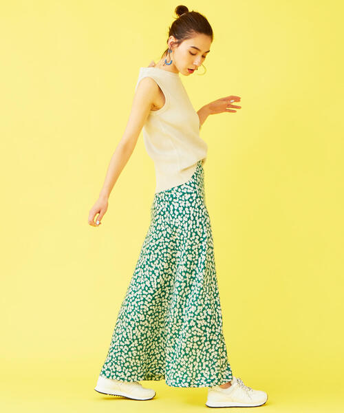 BEAUTY&YOUTH UNITED ARROWS(ビューティーアンドユースユナイテッドアローズ)の「【別注】<New Balance(ニューバランス)>∴ML574 スニーカー(スニーカー・レディース・ホワイト・25cm/23cm/24cm/24.5cm/23.5cm/22.5cm)」の12枚目の写真