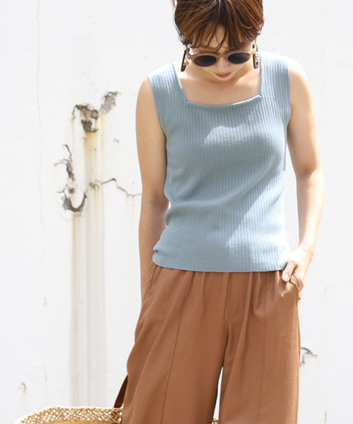 coca(coca)(コカ)の「前後2wayスクエアネックリブタンクトップ(タンクトップ・レディース・ブラック/パープル/ブラウン/ブルー/ベージュ/グリーン・ONE SIZE)」の5枚目の写真