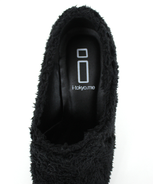 i（アイ）の「ファーパンプス（パンプス・レディース・ホワイト/ブラック・SMALL/LARGE/MEDIUM）」の5枚目の写真