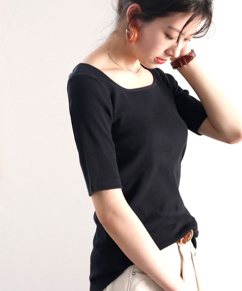 classicalelf（クラシカルエルフ）の「ワイドネックリブカットソー(半袖)（Tシャツ/カットソー・レディース・ブラック/オフホワイト/ベージュ/グレイッシュベージュ/グリーン/パープル/オレンジ・MEDIUM/LARGE/X-LARGE/SMALL）」の21枚目の写真