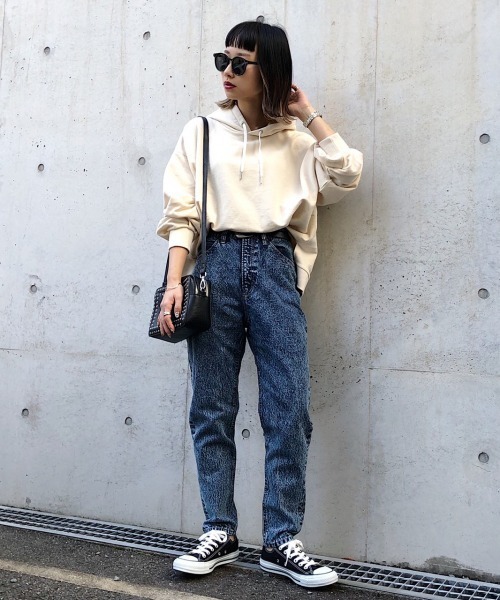 PAGEBOY（ページボーイ）の「ケミカルキャロットジーンズ（デニムパンツ・レディース・ブラック系その他/ケミカルウォッシュ・25inch/26inch）」の7枚目の写真