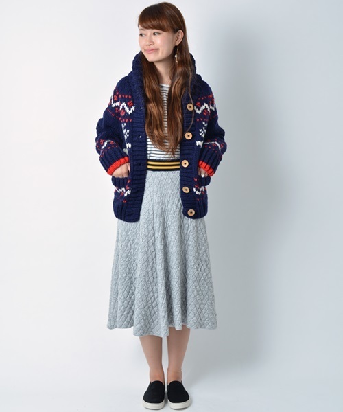 Khaju（カージュ）の「Khaju:ペルージャカードカーディガン□（カーディガン/ボレロ・レディース・オフホワイト/ネイビー・ONE SIZE）」の3枚目の写真