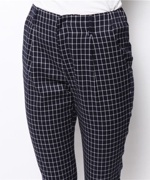 BEAMS LIGHTS Women's（ビームスライツ ウィメンズ）の「BEAMS LIGHTS / サイドゴム チェックパンツ（その他パンツ・レディース・ホワイト/レッド・36/38）」の5枚目の写真