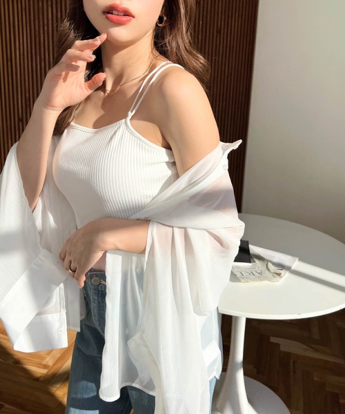 moment+（モーメントプラス）の「【累計販売枚数5万枚突破！】カップ付きバッククロスストラップスクエアキャミソール（キャミソール・レディース・ブラック/ベージュ/ブラウン/オフホワイト/モカ/ホワイト系その他/ナチュラル/チャコールグレー・S/M/L）」の9枚目の写真