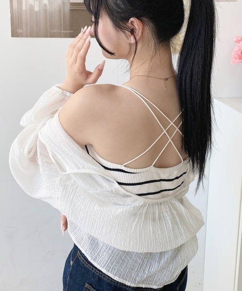 moment+（モーメントプラス）の「【累計販売枚数5万枚突破！】カップ付きバッククロスストラップスクエアキャミソール（キャミソール・レディース・ブラック/ベージュ/ブラウン/オフホワイト/モカ/ホワイト系その他/ナチュラル/チャコールグレー・S/M/L）」の14枚目の写真